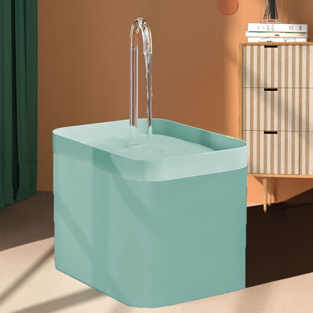 Pet water fountain, ultra-quiet USB electric dispenser with 3 water flow speeds, 1.5L capacity, green color